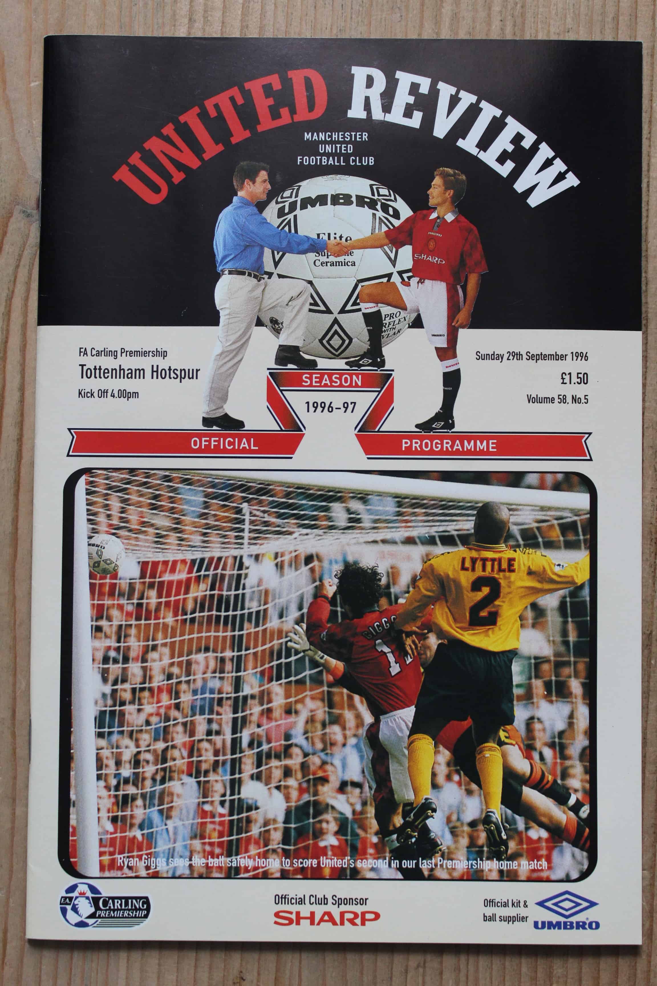Manchester United FC v Tottenham Hotspur FC