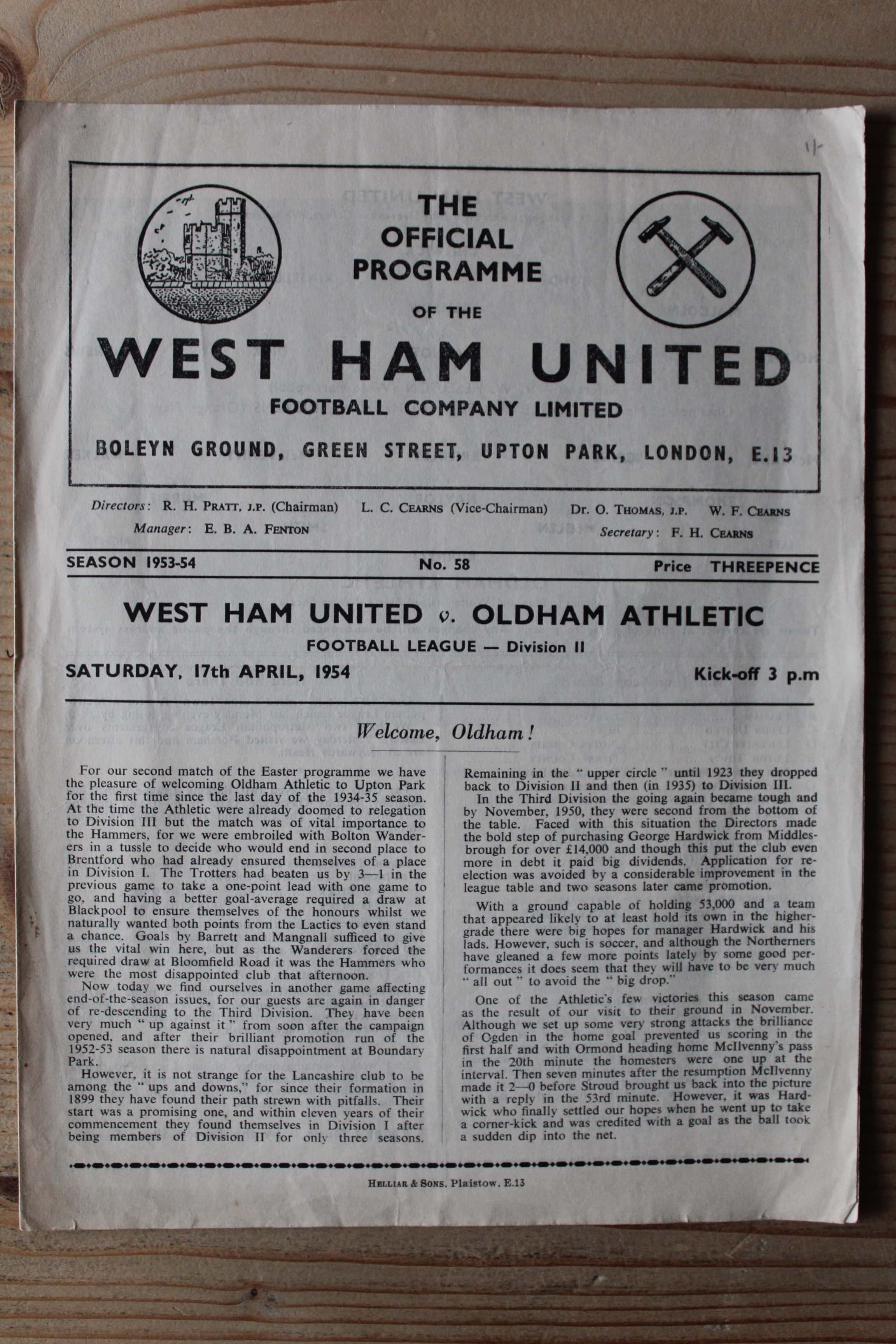 West Ham United FC v Oldham Athletic FC