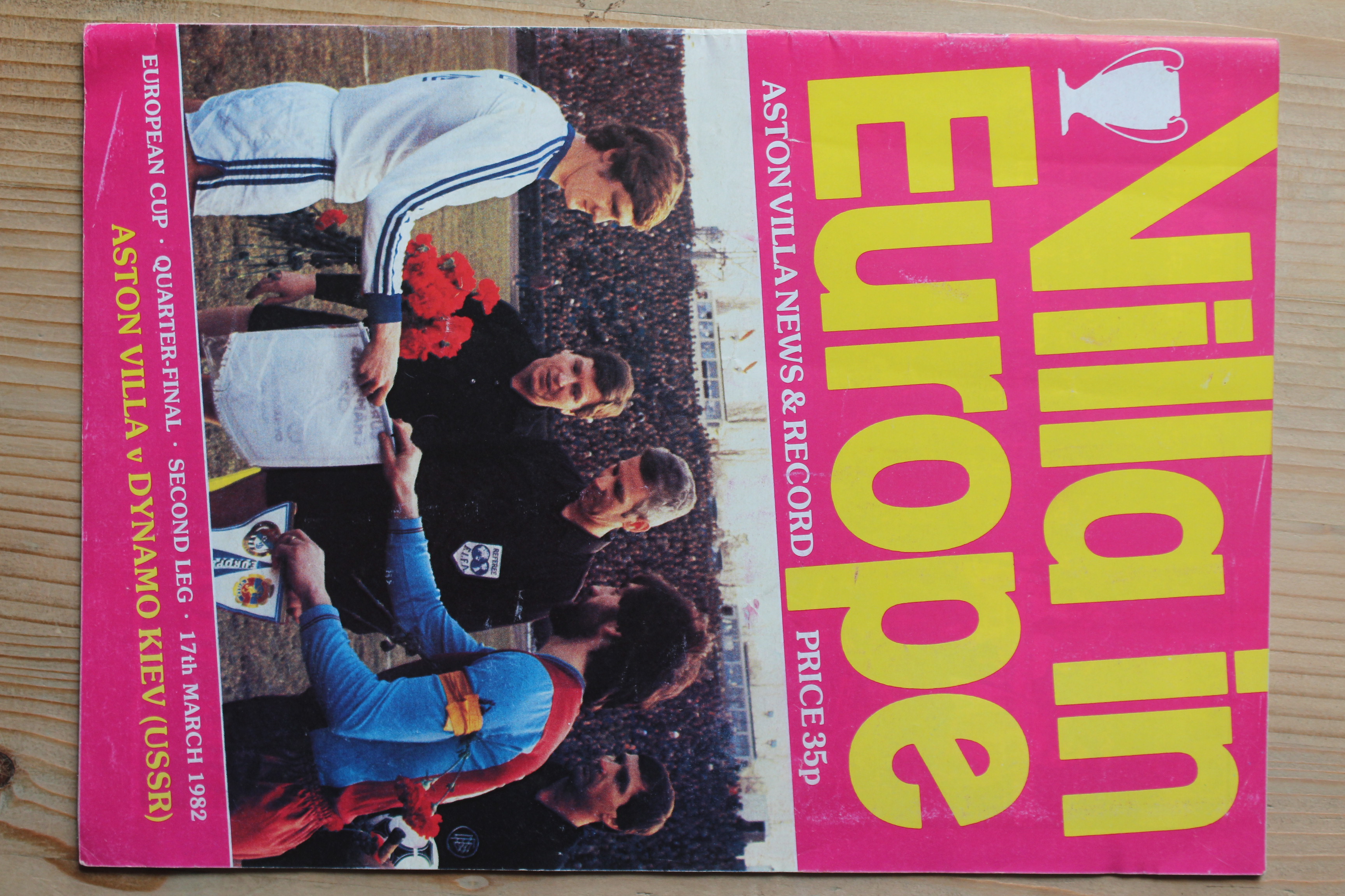 Aston Villa FC v Dinamo Kiev