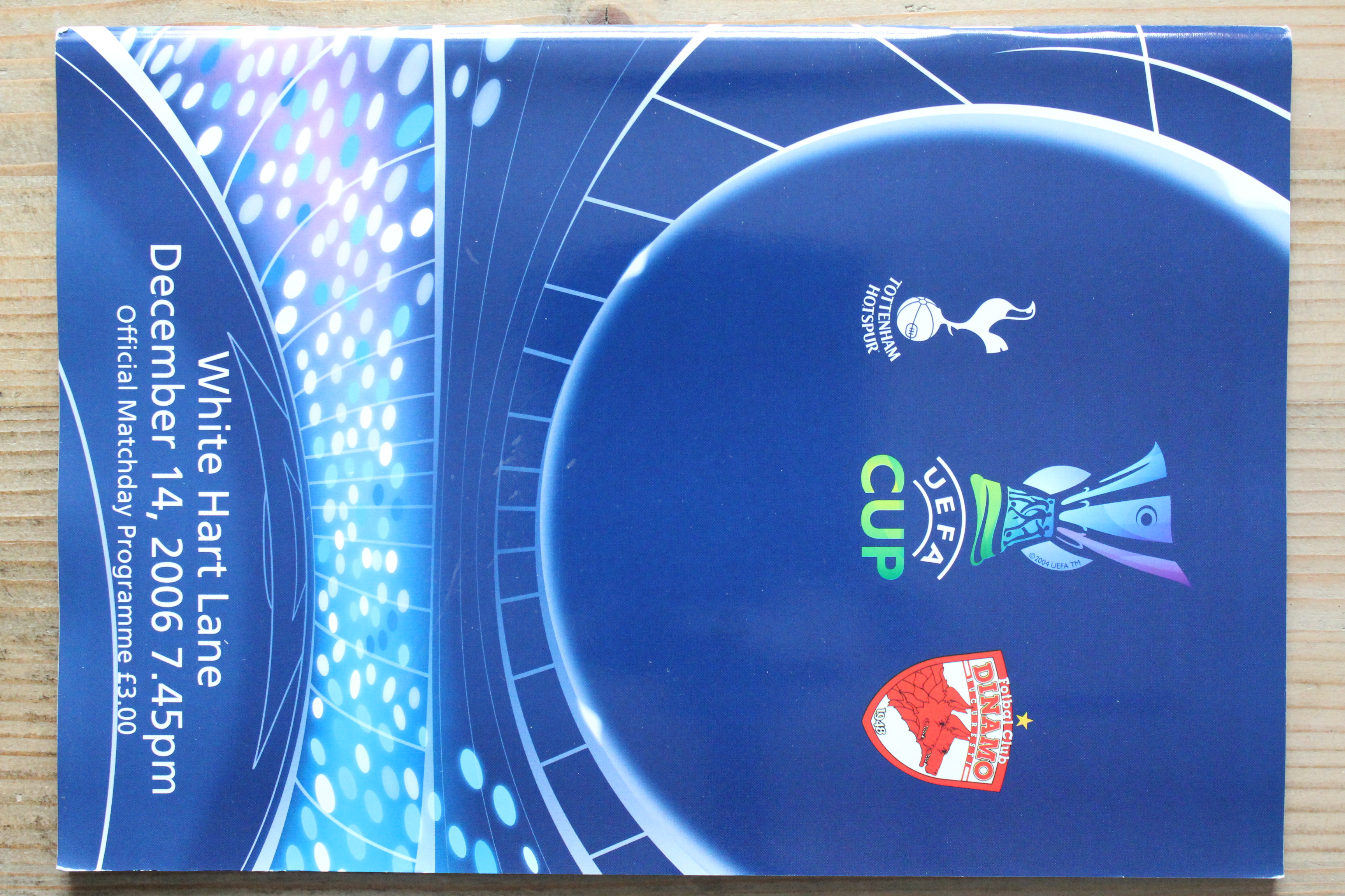 Tottenham Hotspur FC v Dinamo Bucharest