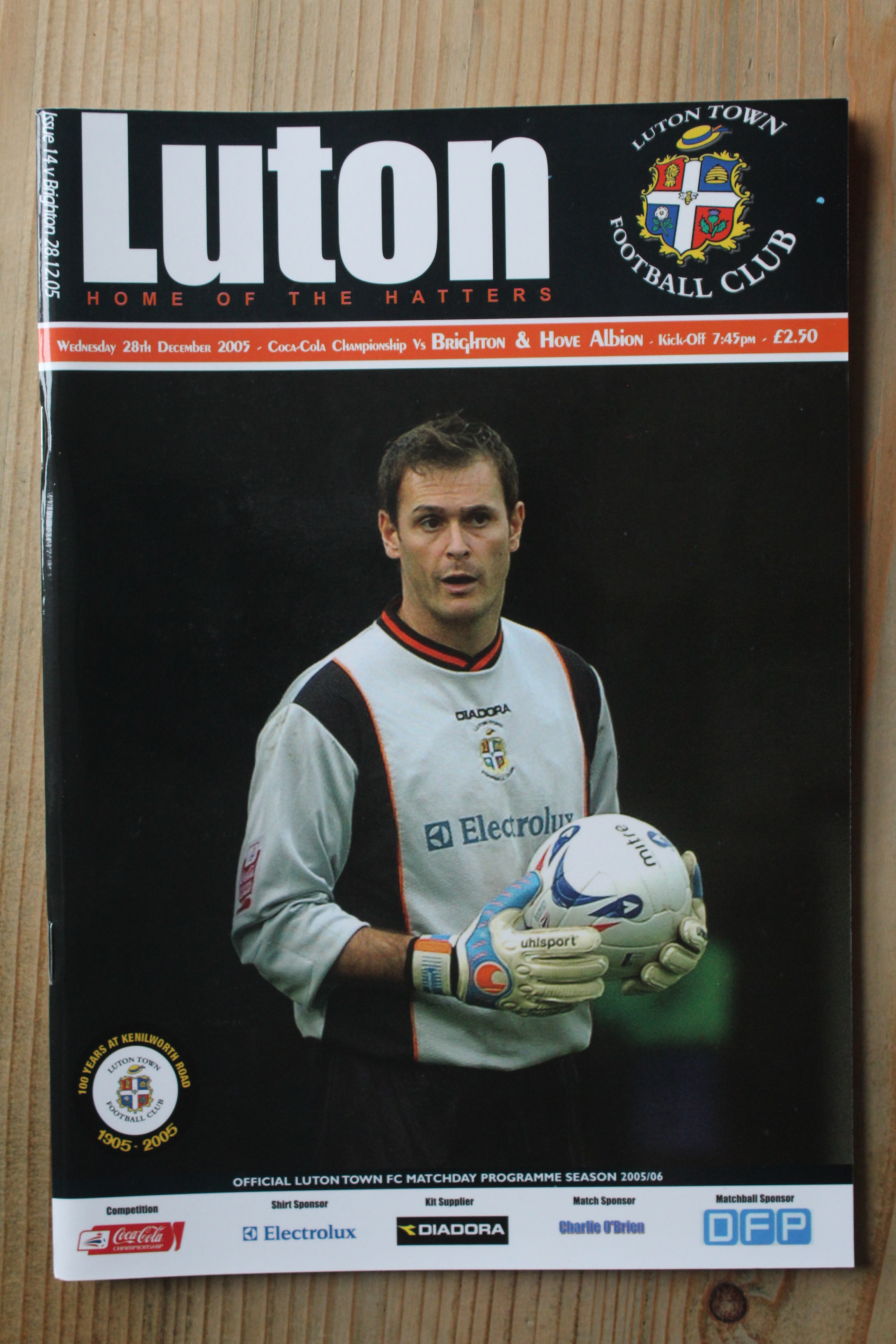 Luton Town FC v Brighton & Hove Albion FC