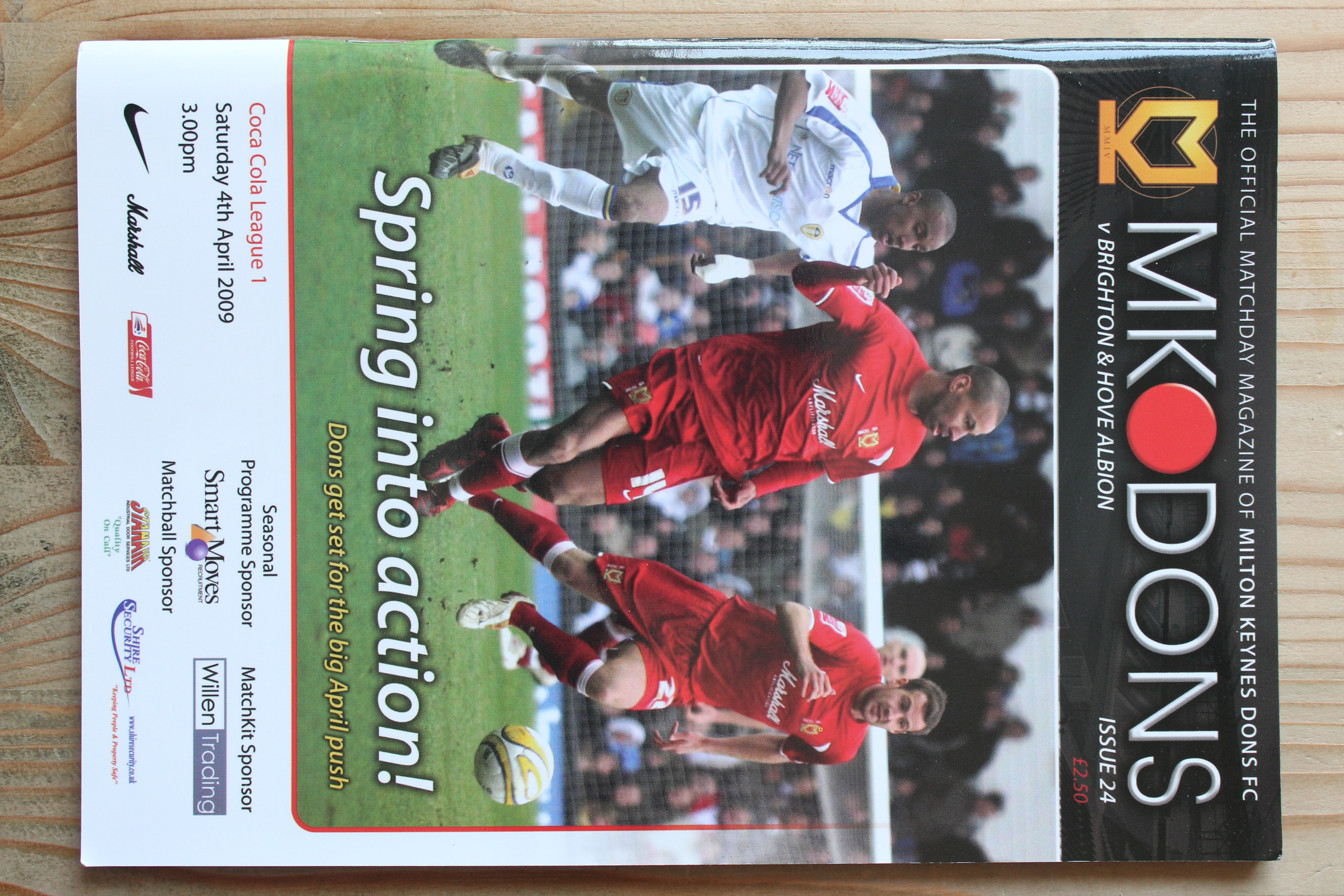 MK Dons (Milton Keynes Dons) v Brighton & Hove Albion FC