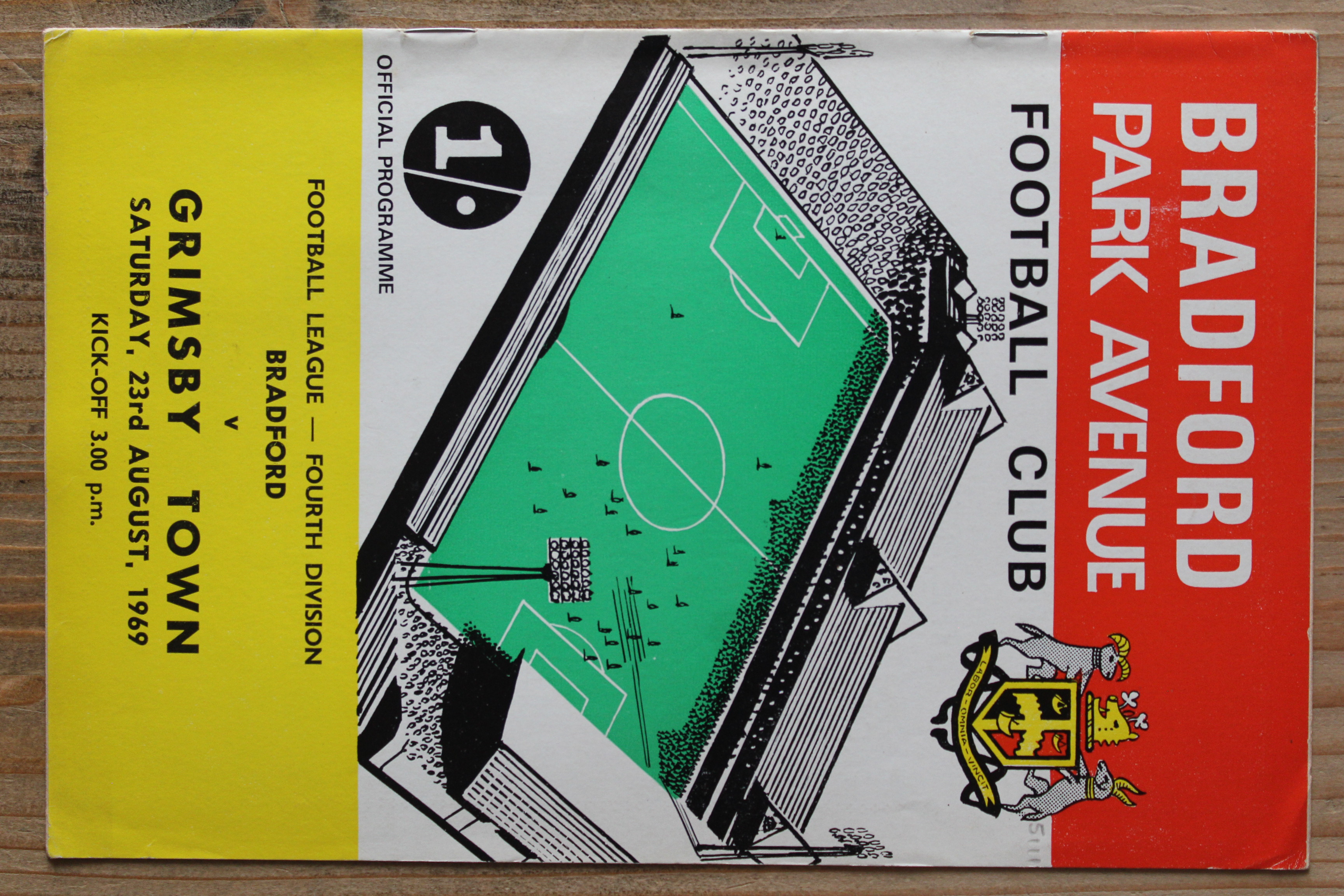 Bradford Park Avenue v Grimsby Town FC
