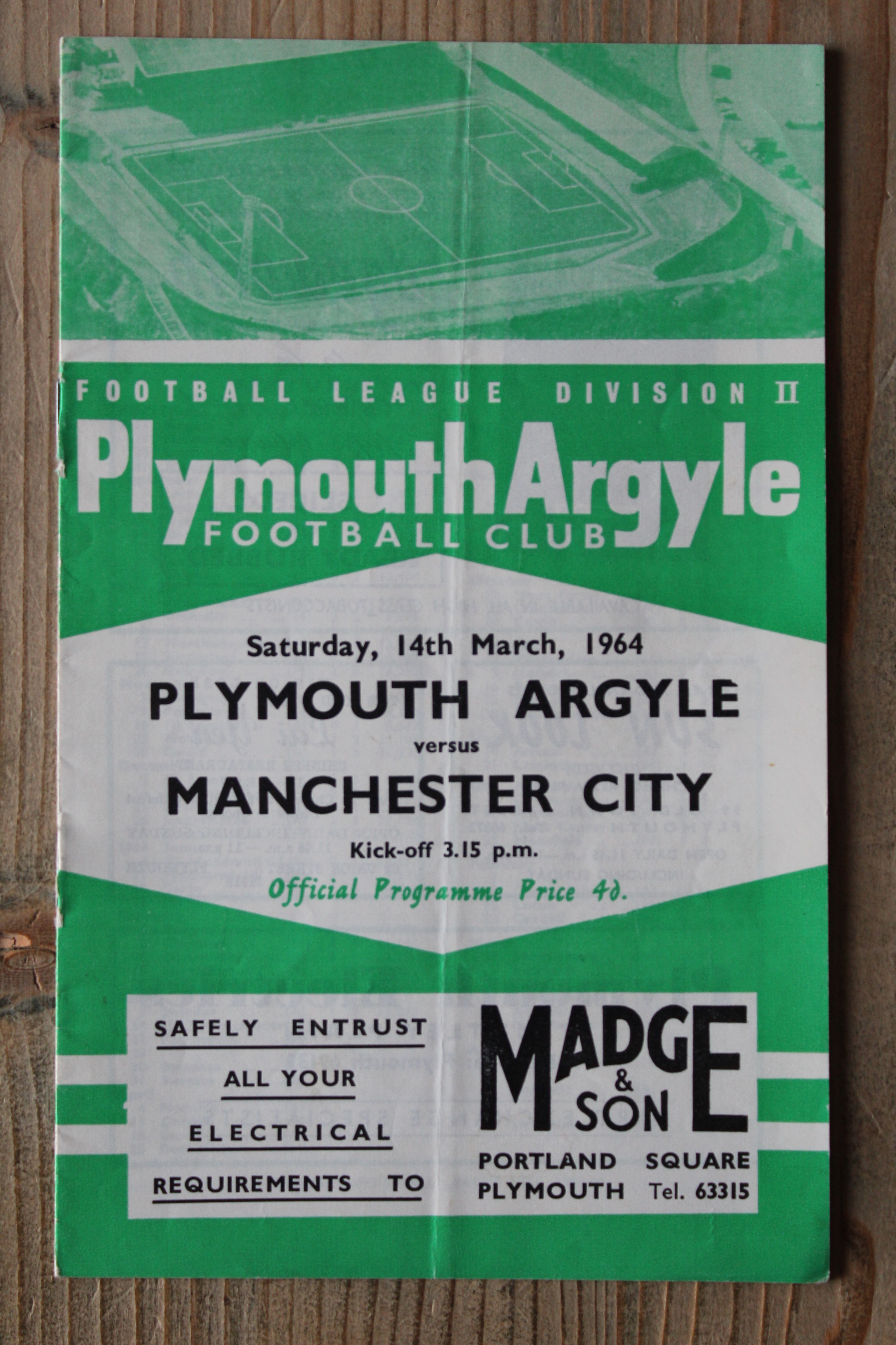 Plymouth Argyle FC v Manchester City FC